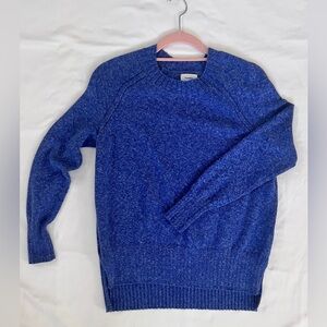 OLD NAVY CREWNECK KNIT SWEATER SIZE XS - Soft, lightweight feel